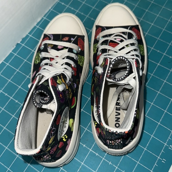 Converse Black Fruit Festival Smoothie Hi Top Move Platform Chuck Taylors Size 8 - Picture 8 of 16